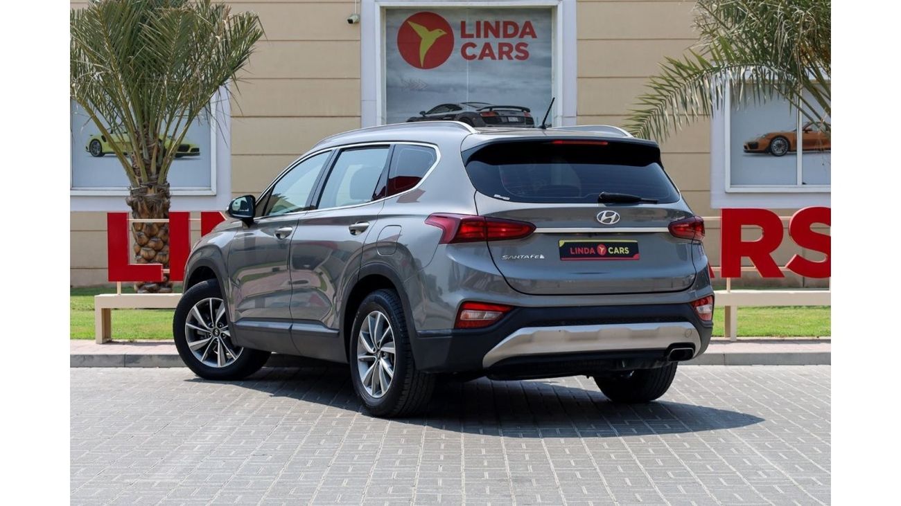 Hyundai Santa Fe GL Hyundai Santa Fe 2019 GCC under Warranty with Flexible Down-Payment/ Flood Free.