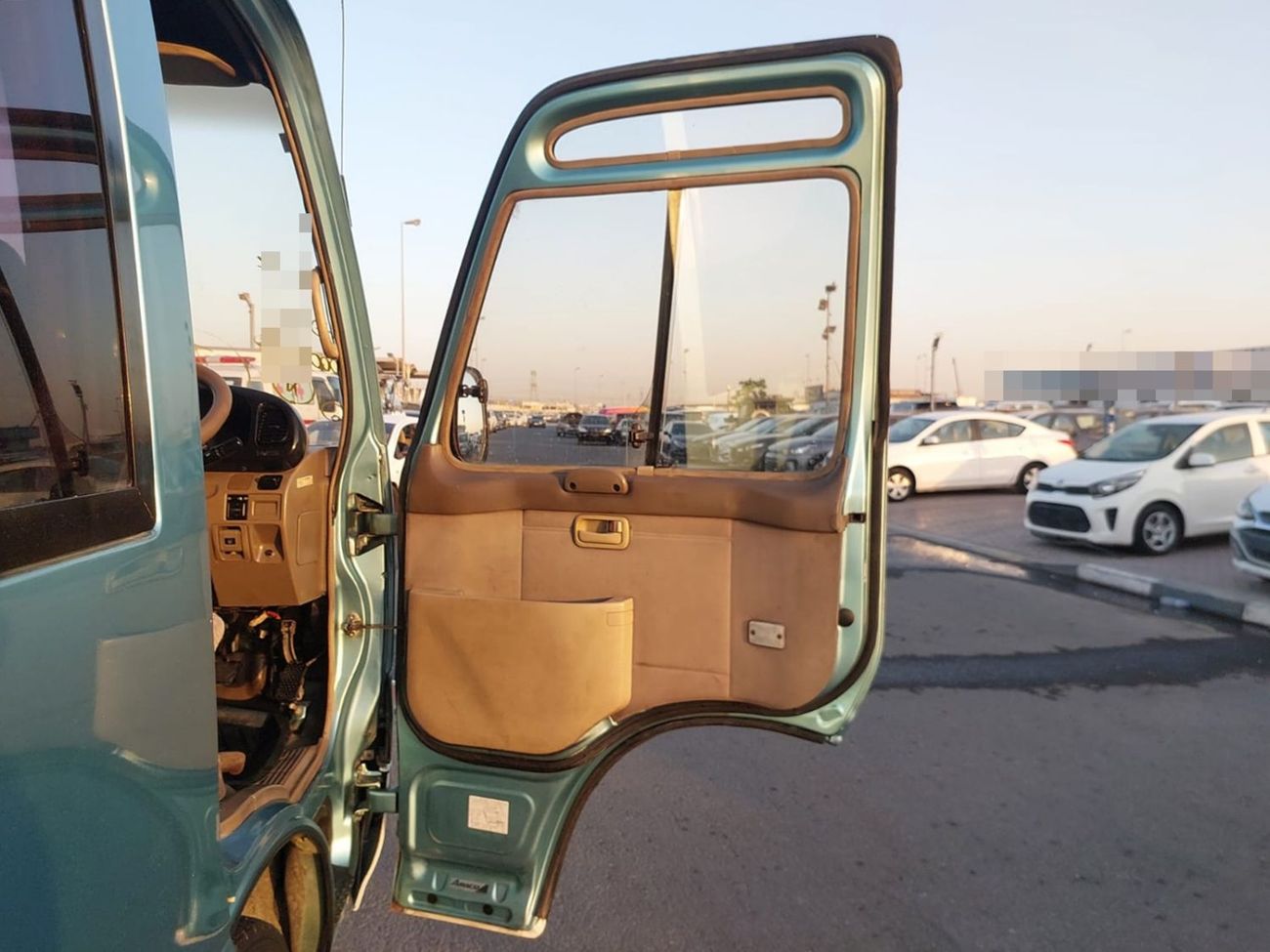 Toyota Coaster TOYOTA COASTER BUS RHD 1999 MODEL 4.1 L DIESEL AUTOMATIC(PM05798)