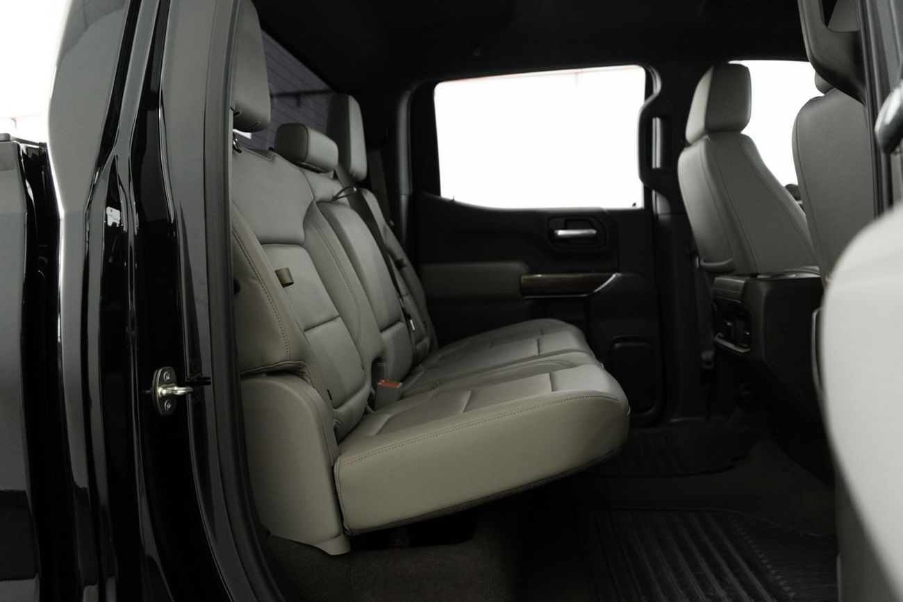 Chevrolet Silverado RST