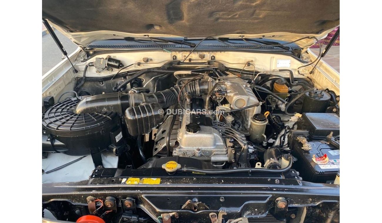 تويوتا لاند كروزر تويوتا لاند كروزر 2002 خليجي 6 سيلندر بحاله ممتازه صبغ وكاله