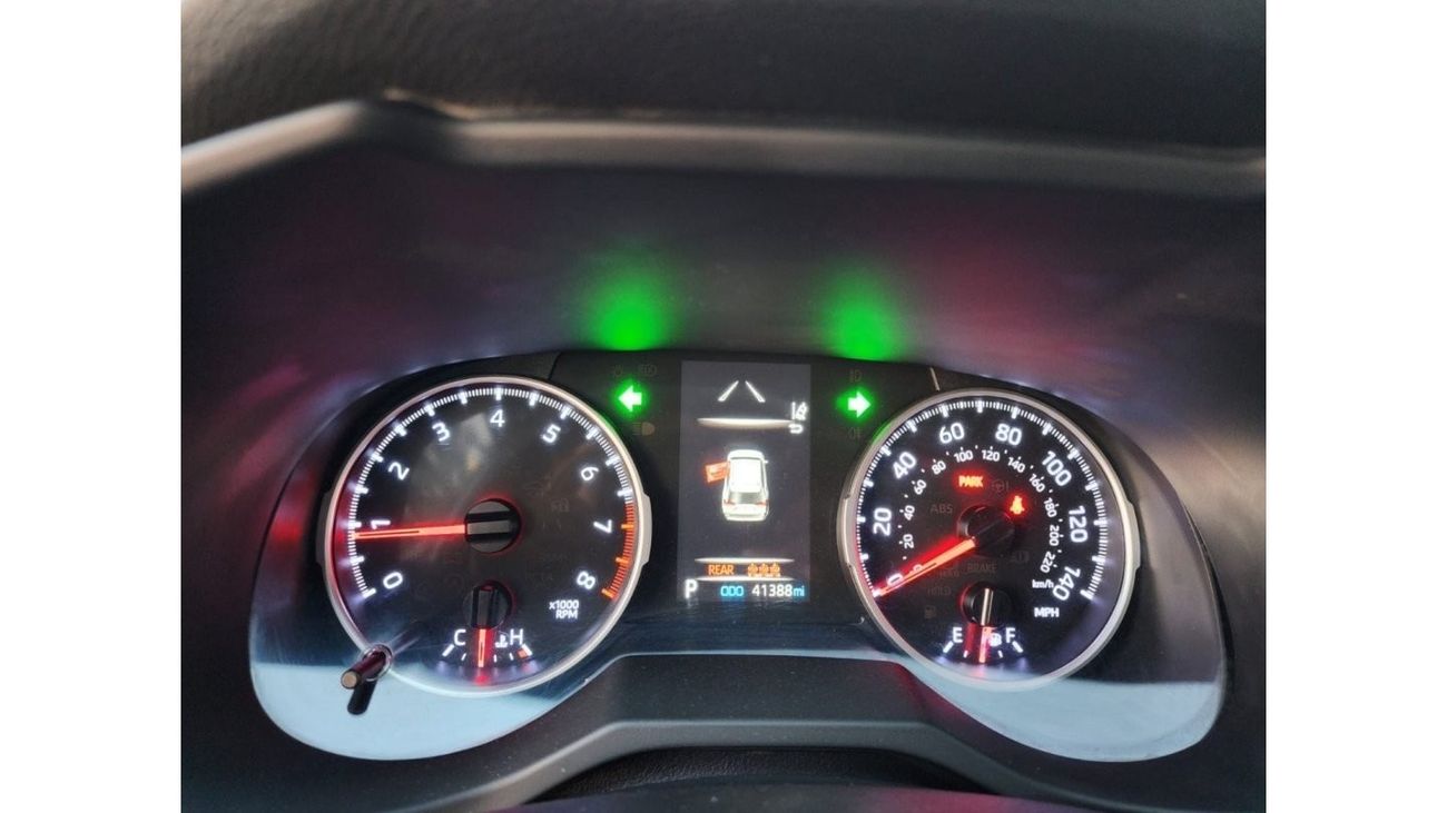 Toyota RAV4 TOYOTA RAV4 LE FULL OPTION