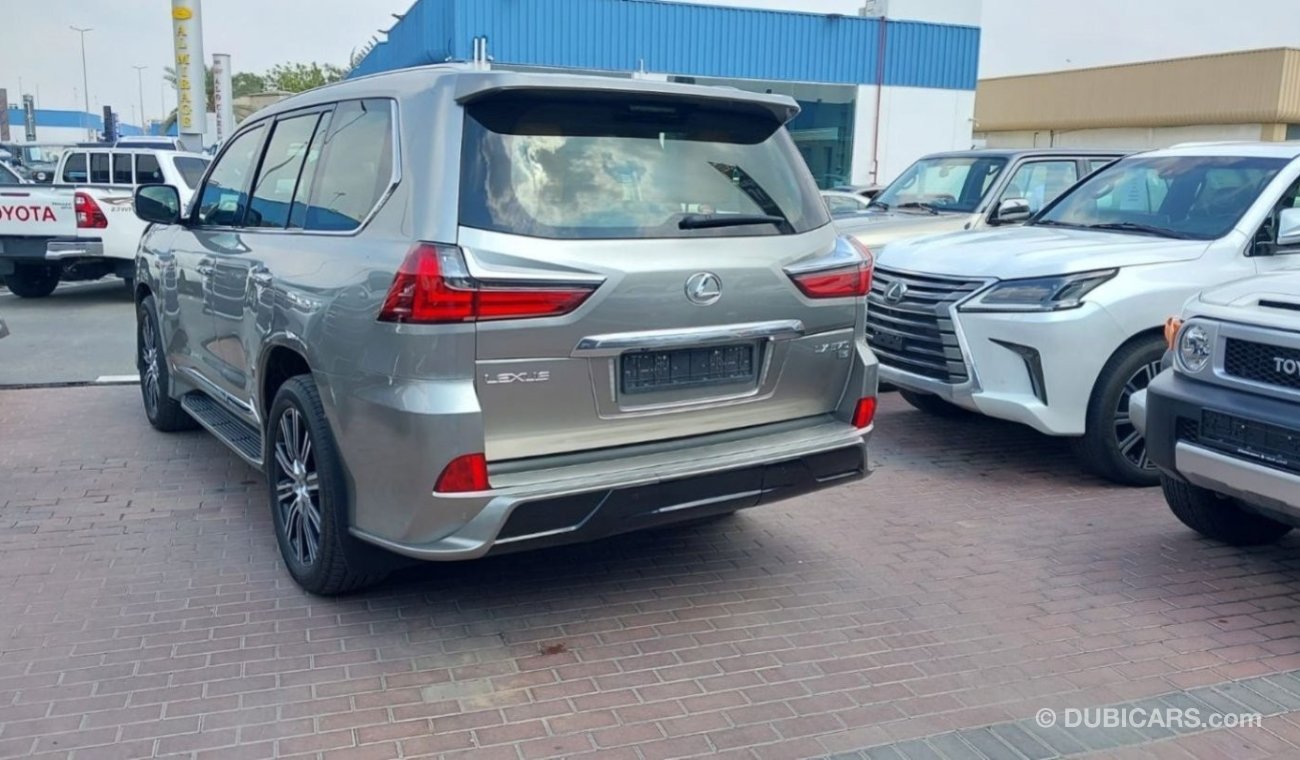 Lexus LX 570 LEXUS LX5704YEARS OR 150 KM WARRANTY FROM ALFUTTAIMI