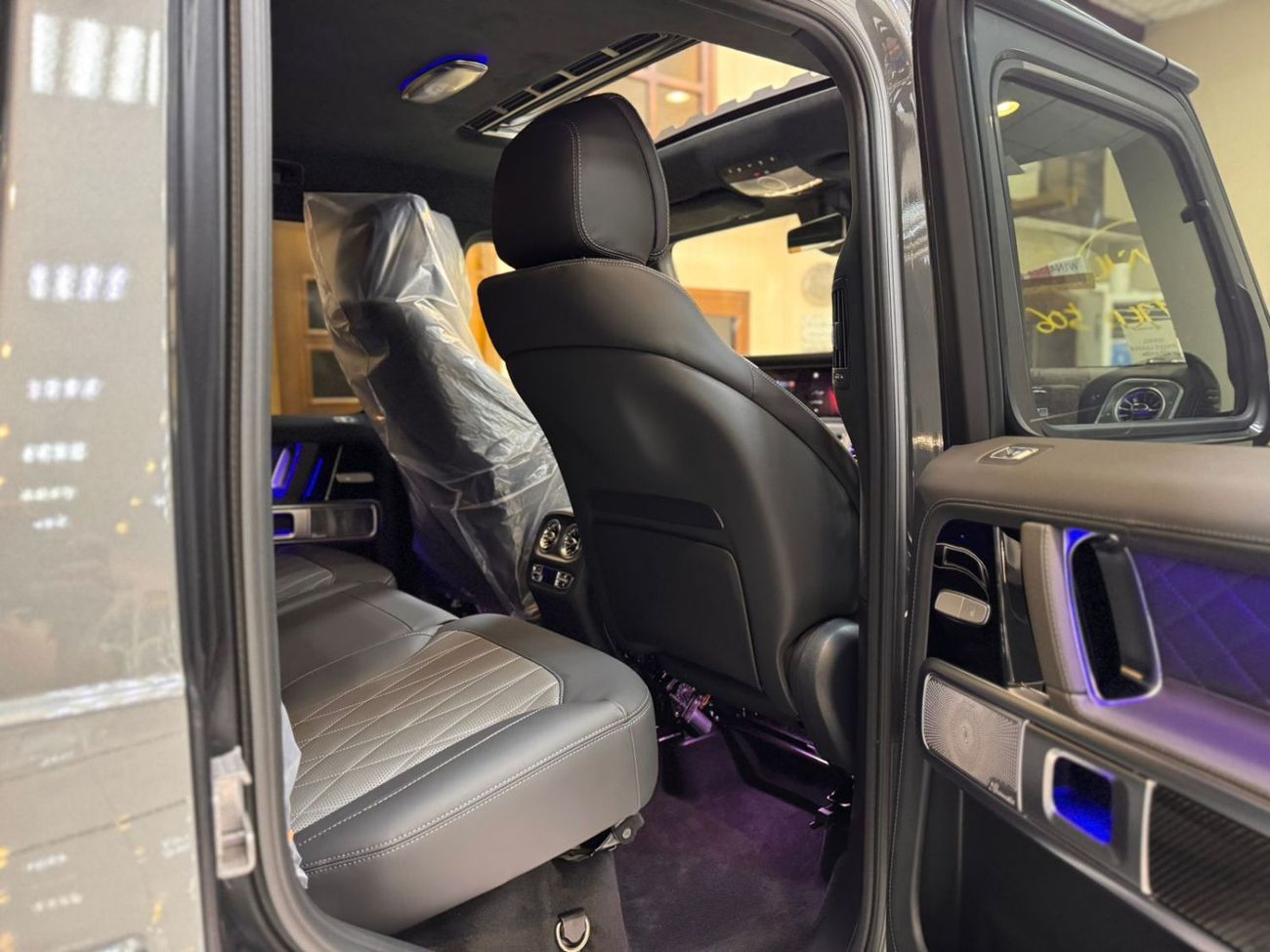 مرسيدس بنز G 63 AMG G 63 AMG DOUBLE NIGHT PACKAGE 2026 / 2 YEARS INTERNATIONAL WARRANTY