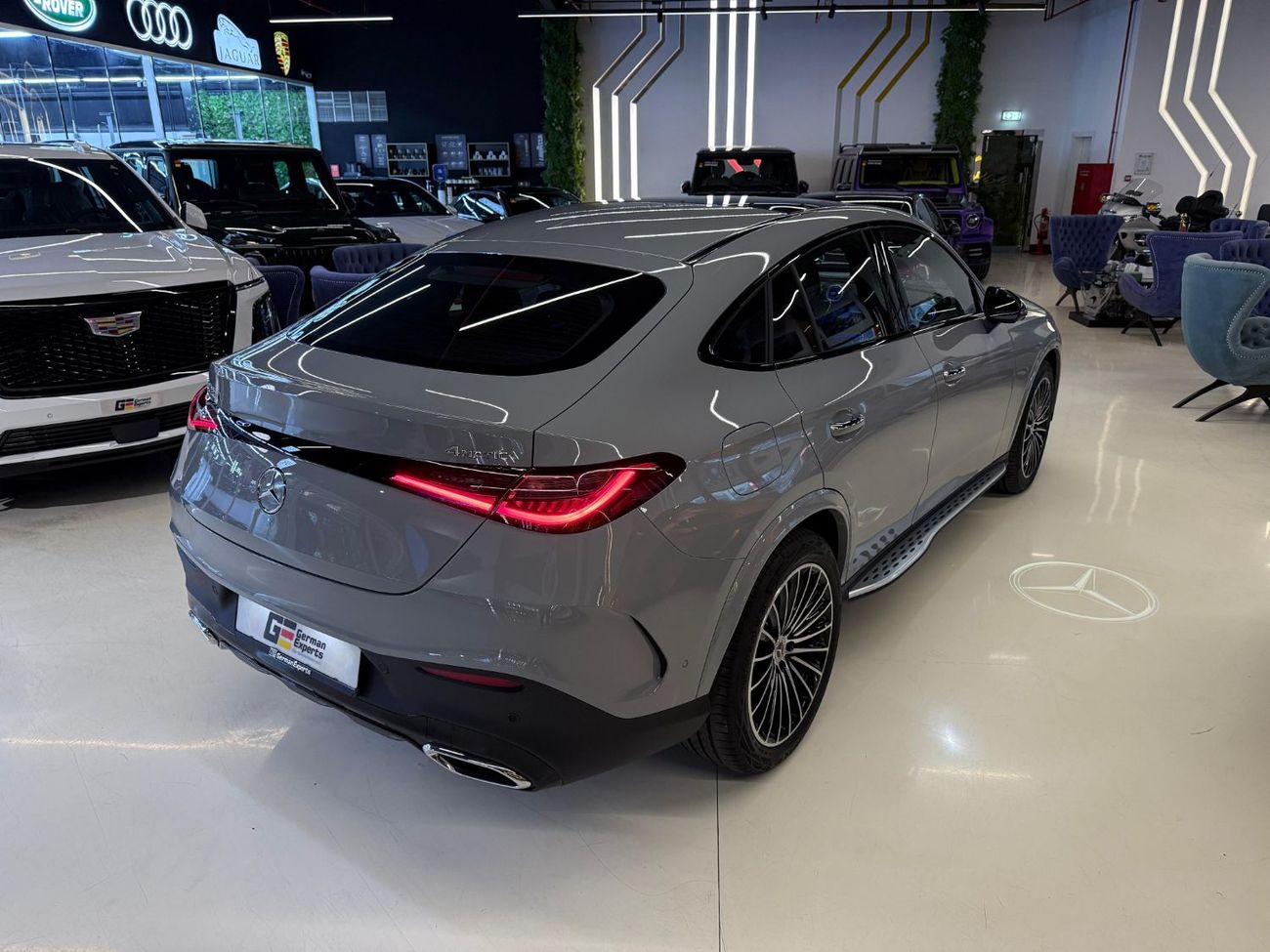 مرسيدس بنز GLC كوبيه 200 2026 Mercedes-BenzGLC200 COUPE AMG / PREMIUM PLUS / GCC /5 Years Dealer Warranty