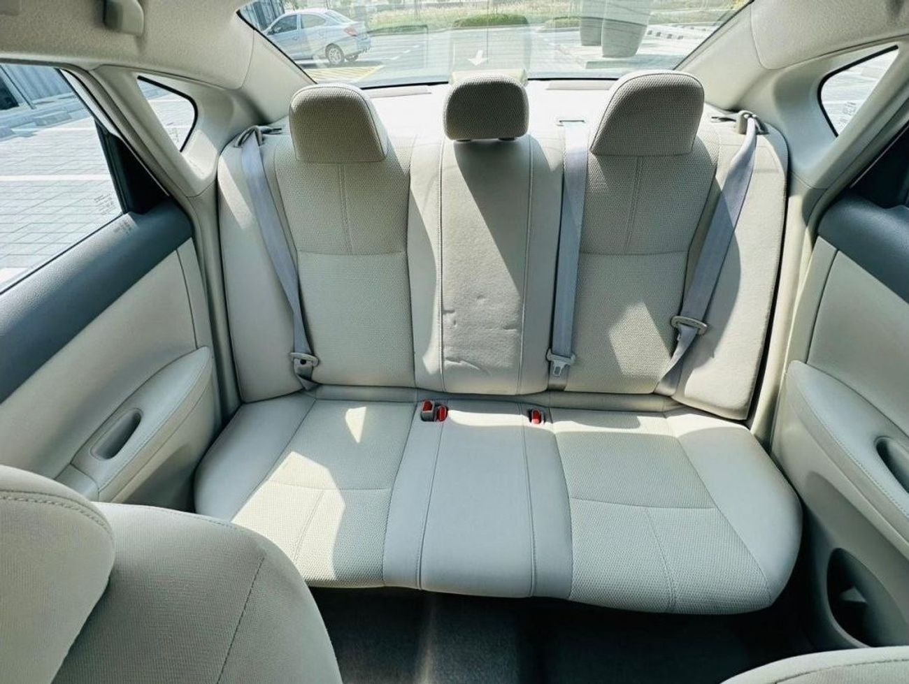 Nissan Sentra 640 PM || SENTRA 1.6 || FULL SERVICE HISTORY || ORIGNAL PAINT || GCC