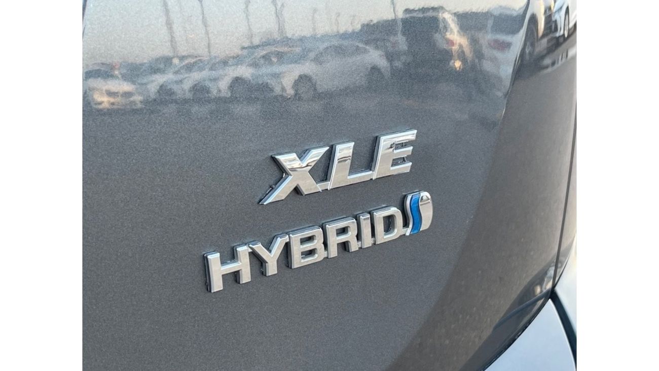 Toyota RAV4 VXR HEV 2018 TOYOTA RAV4 XLE HYBRID FULL OPTIONS IMPORTED FROM USA