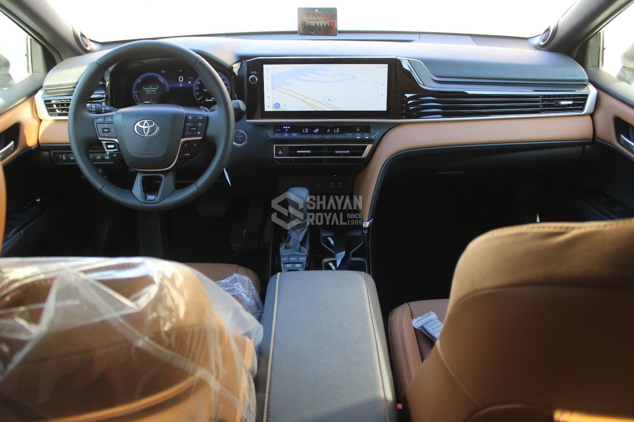 Toyota Camry LUMIERE 2.5L HYBRID AT FWD AT 2026MY