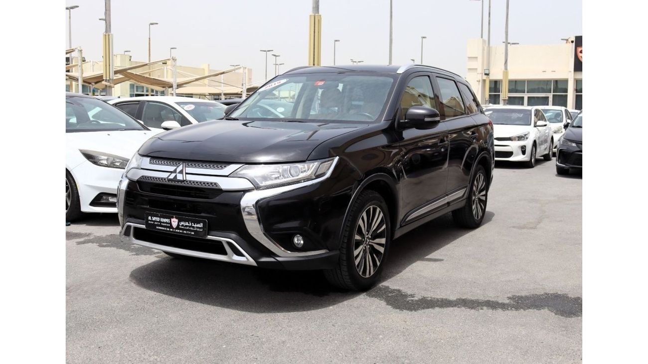 Mitsubishi Outlander GLX Basic ACCIDENTS FREE - ORIGINAL PAINT - GCC - 7 STR - ENGINE 2400 CC - V4