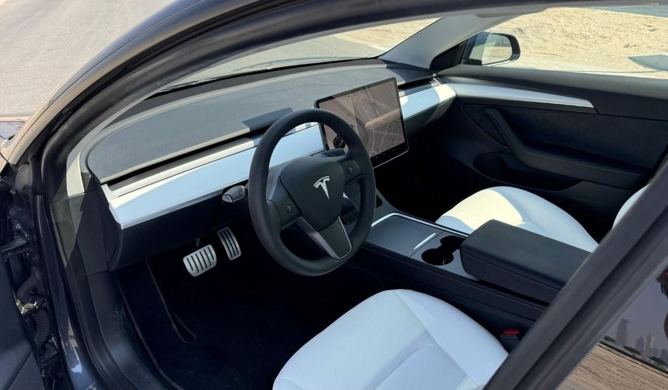 تسلا موديل 3