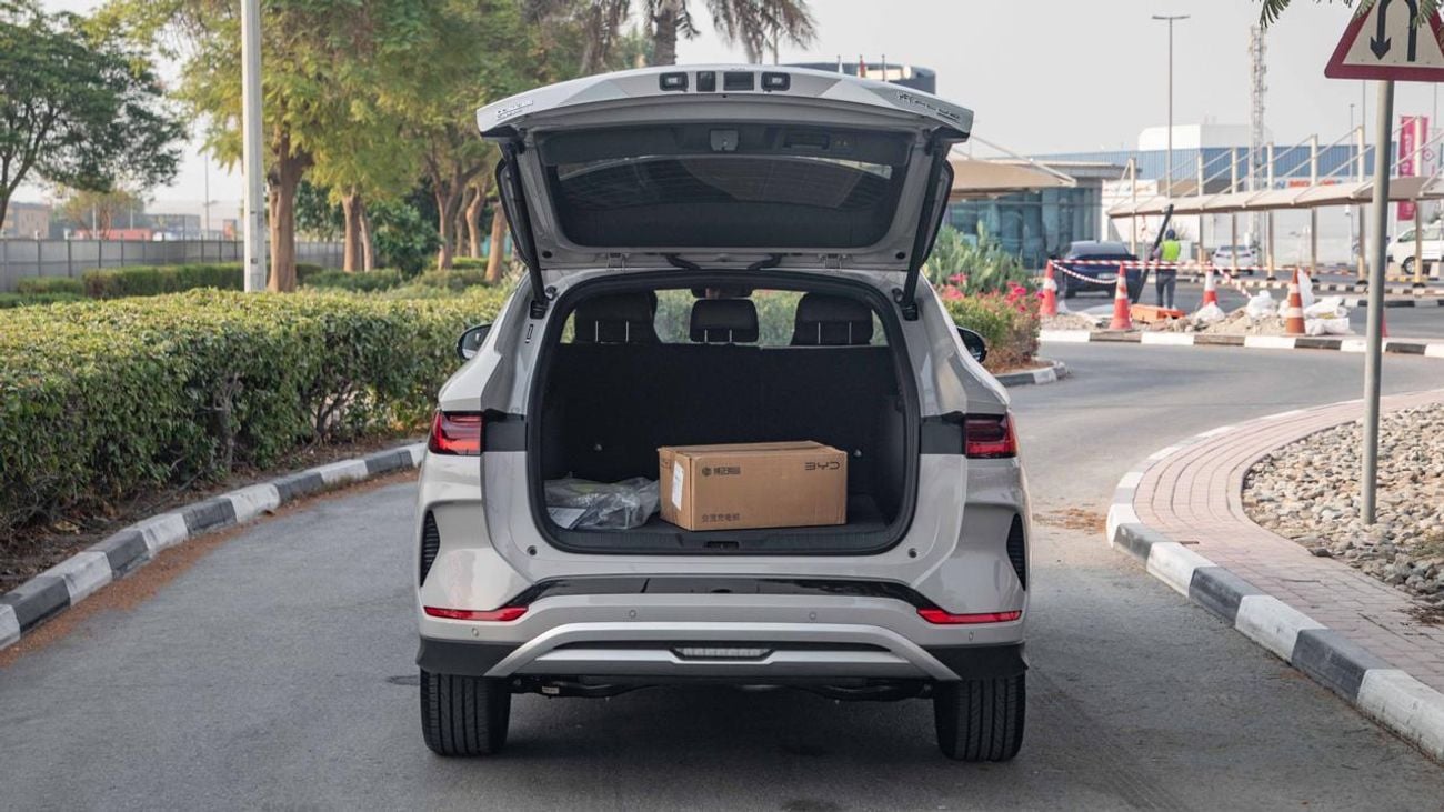 BYD Song Plus BYD Song Plus 160Km Hybrid 2025Model 1.5L petrol Engine Colour smoky Gray interior Beige push start