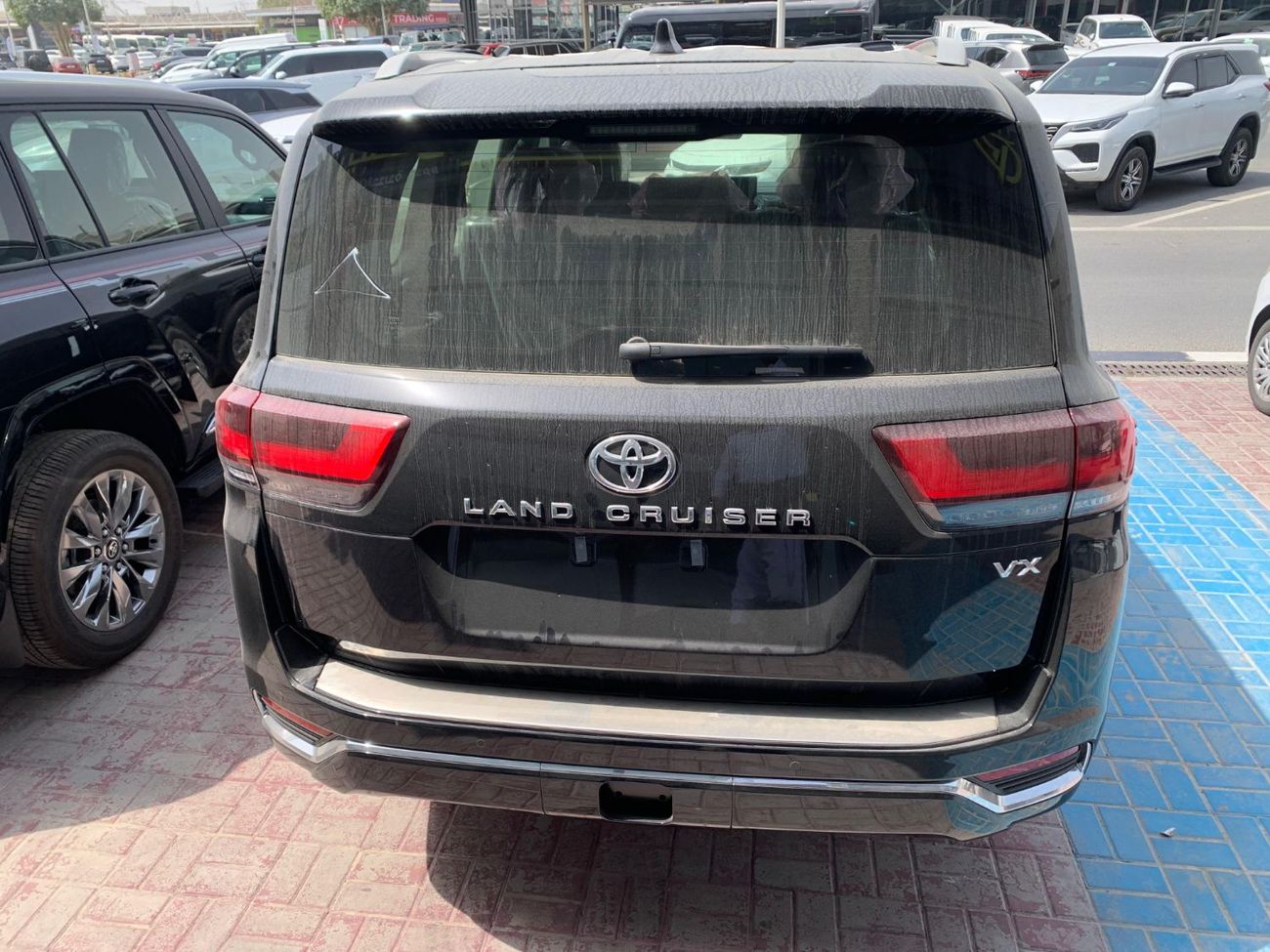 تويوتا لاند كروزر 2026 TOYOTA LAND CRUISER VX 4.0L V6 PETROL HIGH OPTION