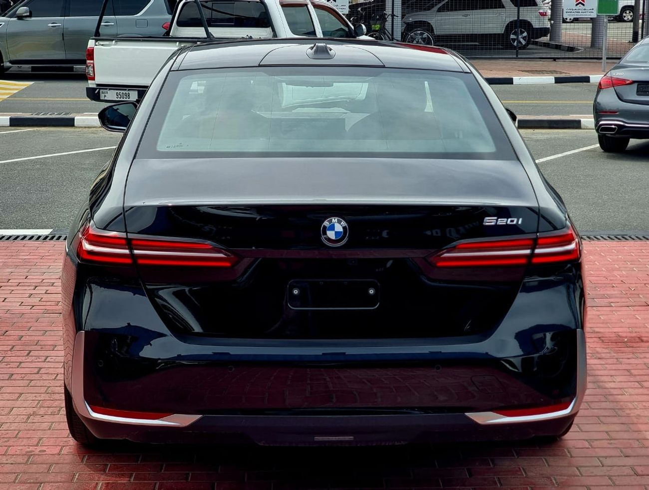 BMW 520i i Warranty & Service 2024 GCC