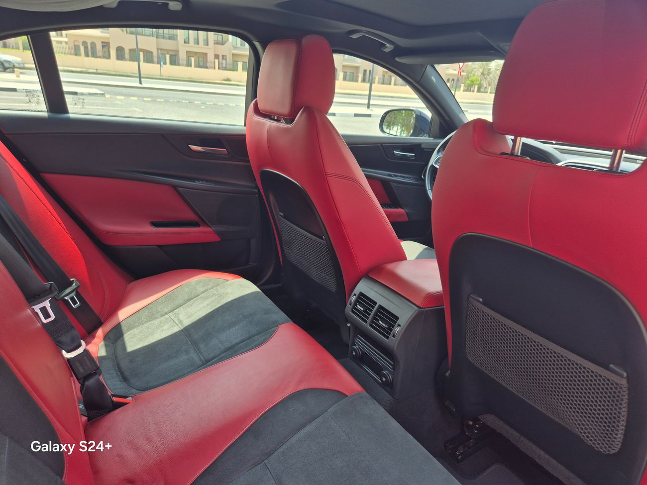 Jaguar XE Supercharge