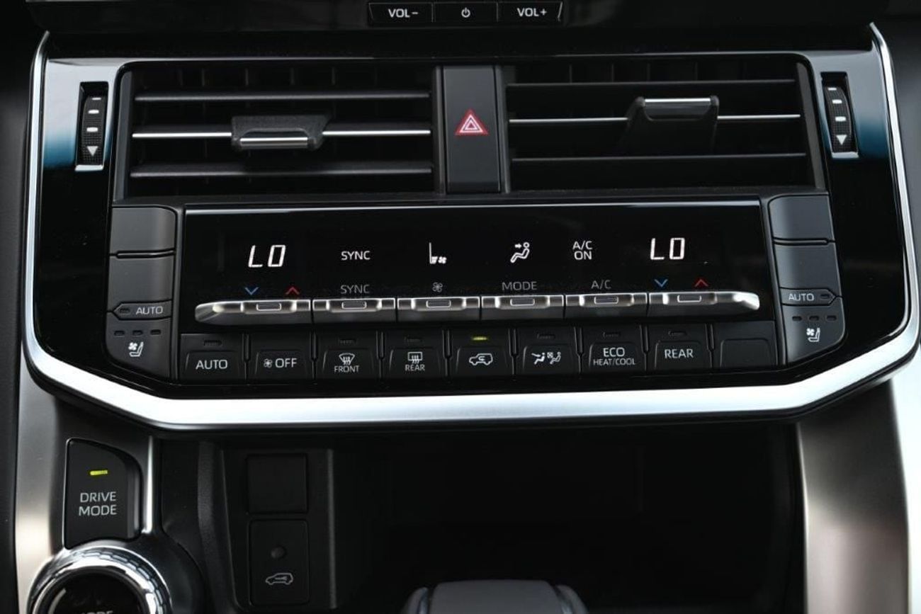 Toyota Land Cruiser GXR V6 3.3L DIESEL AUTOMATIC TSS, JBL