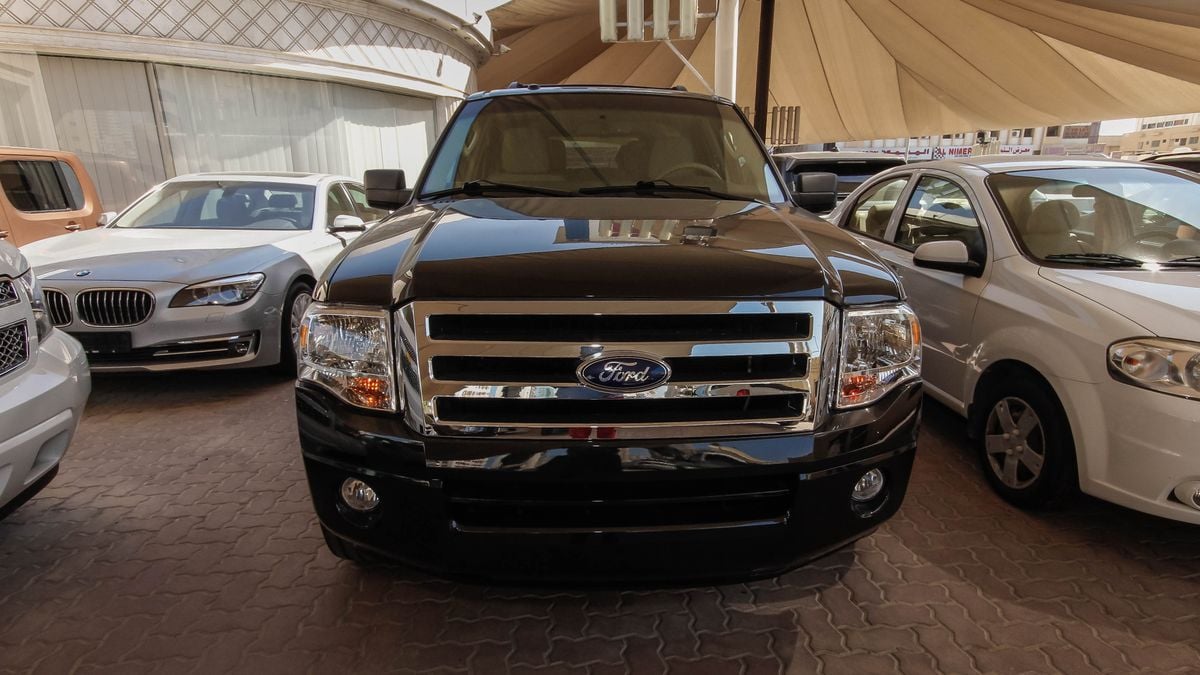 Ford Expedition XLT for sale: AED 80,000. Black, 2014