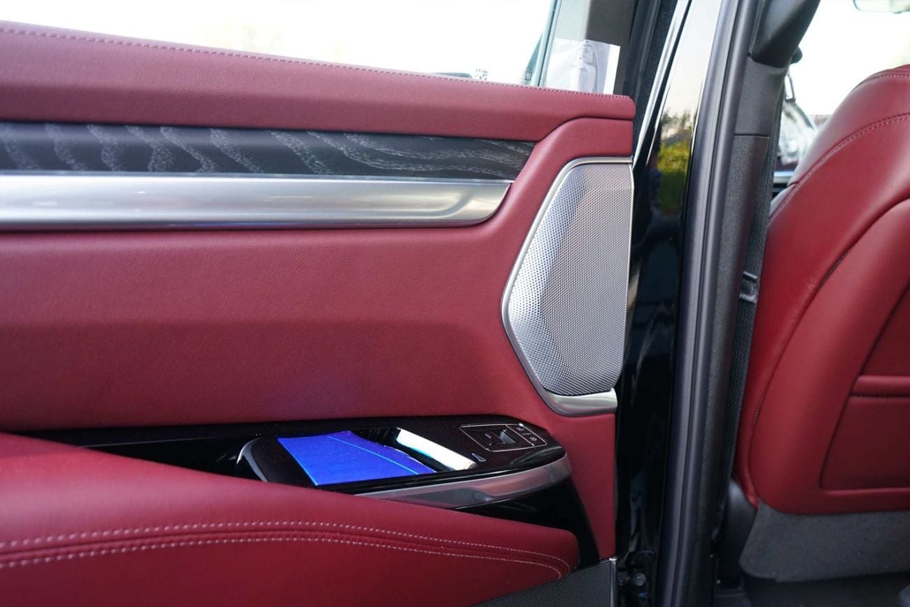 Cadillac Escalade 600 Sport Edition (Export Price)