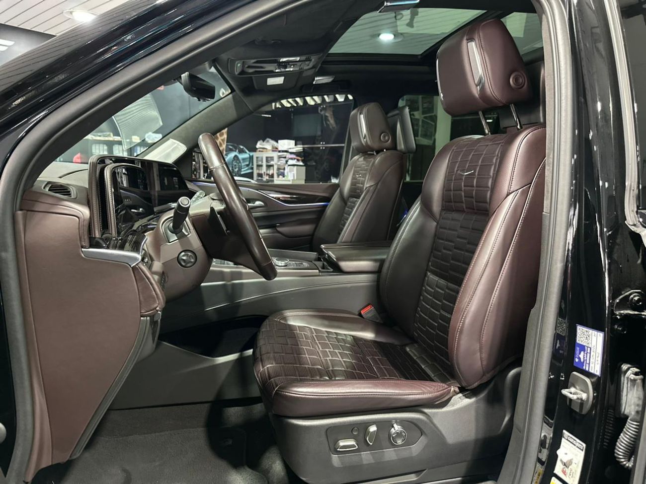 كاديلاك إسكالاد Premium Luxury 6.2L 4WD