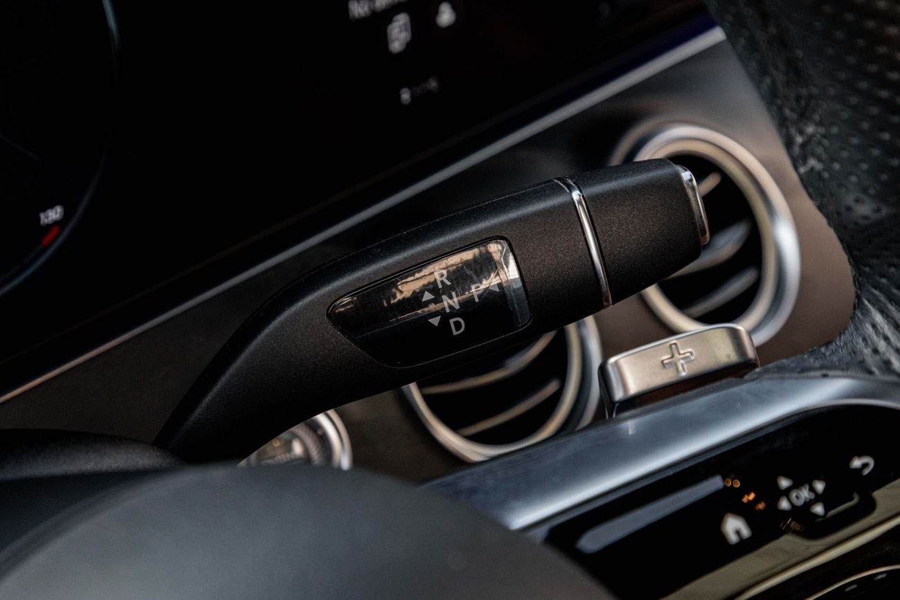 Mercedes-Benz E300 E300 | 3,721 P.M | 0% Downpayment | E300 MERCEDES WARRANTY & SERVICE CONTRACT!