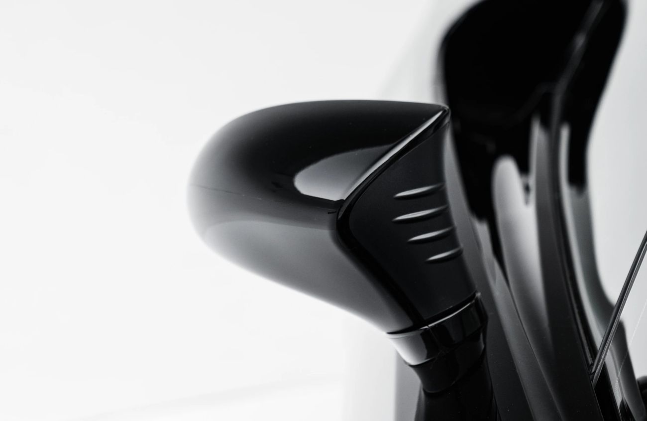 لكزس LFA 4.8L V10 Naturally Aspirated Engine