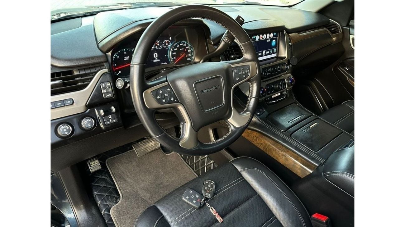 GMC Yukon Denali