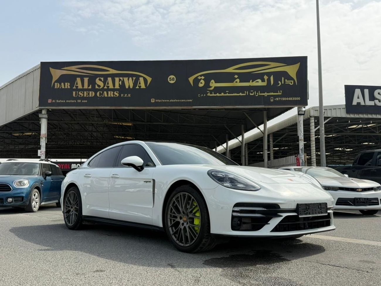 بورش باناميرا Turbo S E-Hybrid Sport Turismo 4.0L (680 HP) RWD