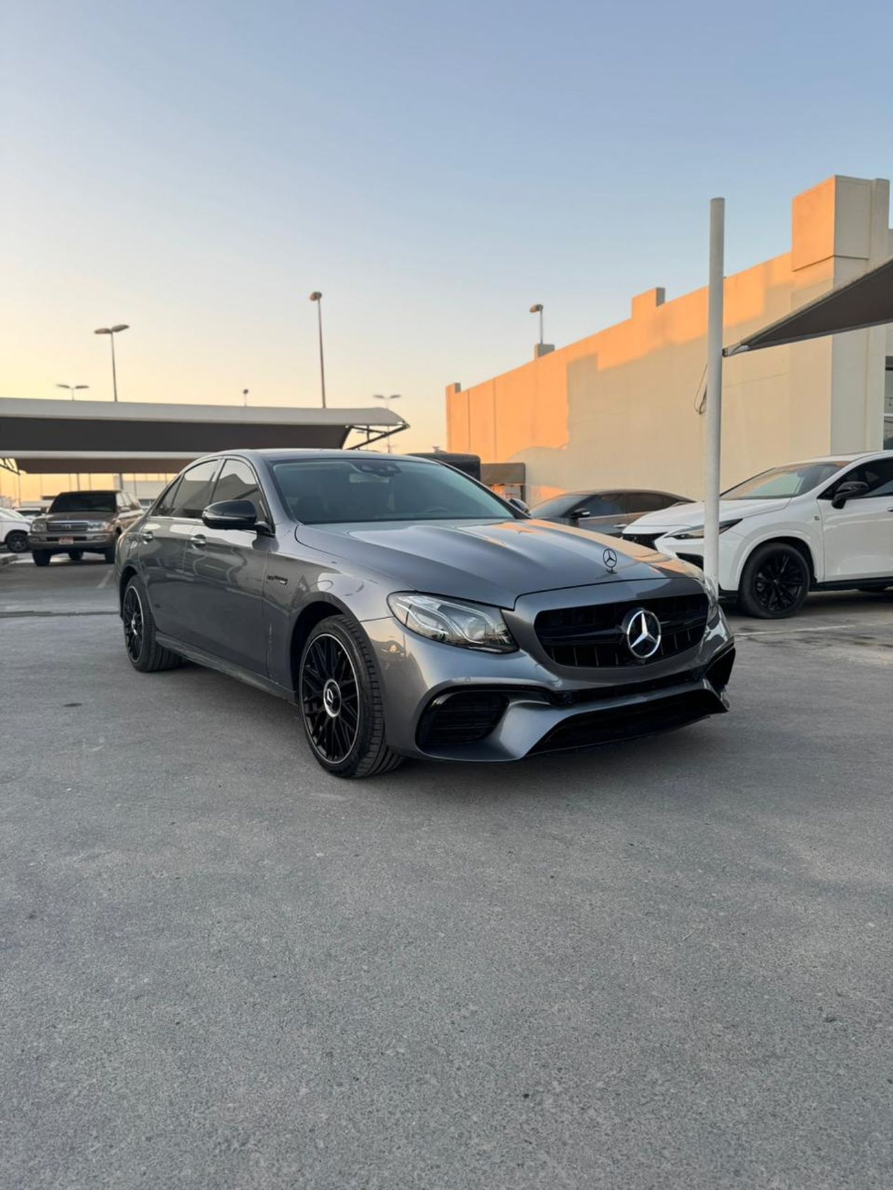 Mercedes-Benz E300 MERCEDES AMG E300 KIT 63 MY2019