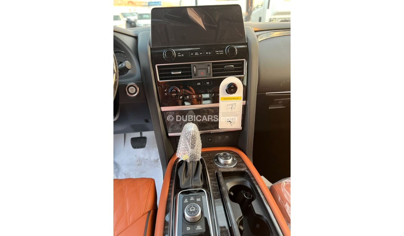 Nissan Patrol Nissan Patrol Platinum V8, 5.6 CC, Model 2023