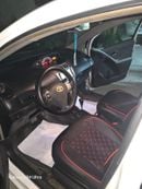Toyota Yaris BASE