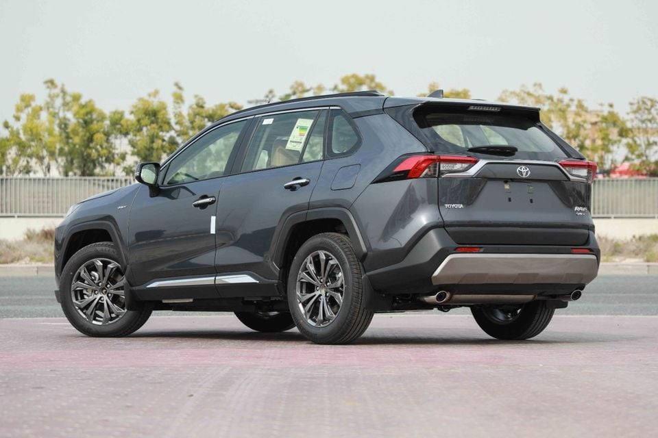 New 2025 TOYOTA RAV4 2.5 HIGH Hybrid - GREY METTALIC inside BEIGE ...