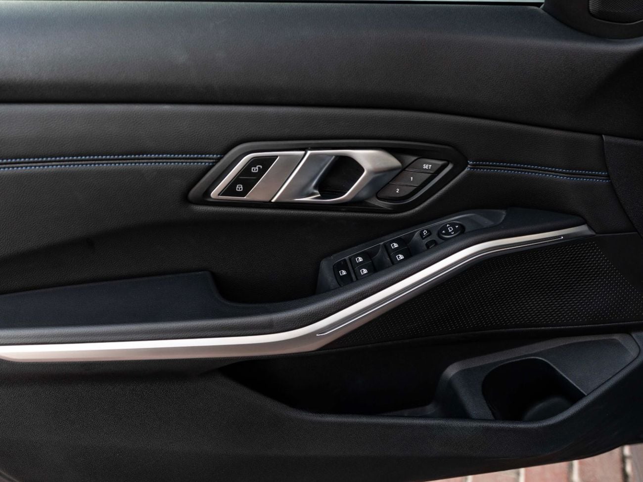 BMW 330i M Sport 2.0L (255 HP)