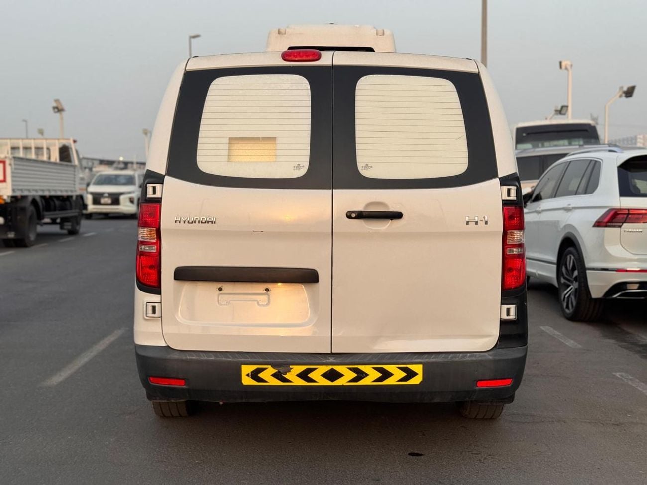 Hyundai H-1 T Q MT 6P  2.4L VAN RWD