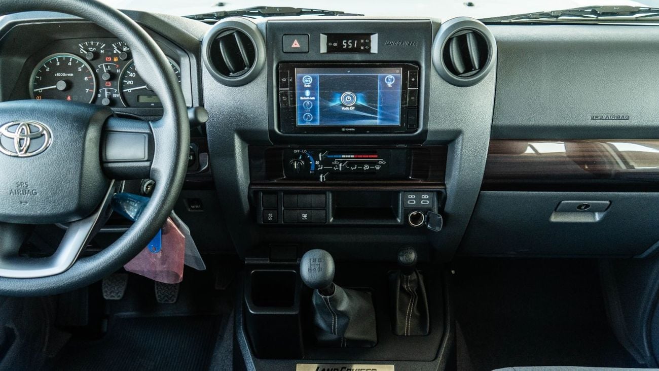 تويوتا لاند كروزر 70 LC 76 || 4.0 || MT || 2024