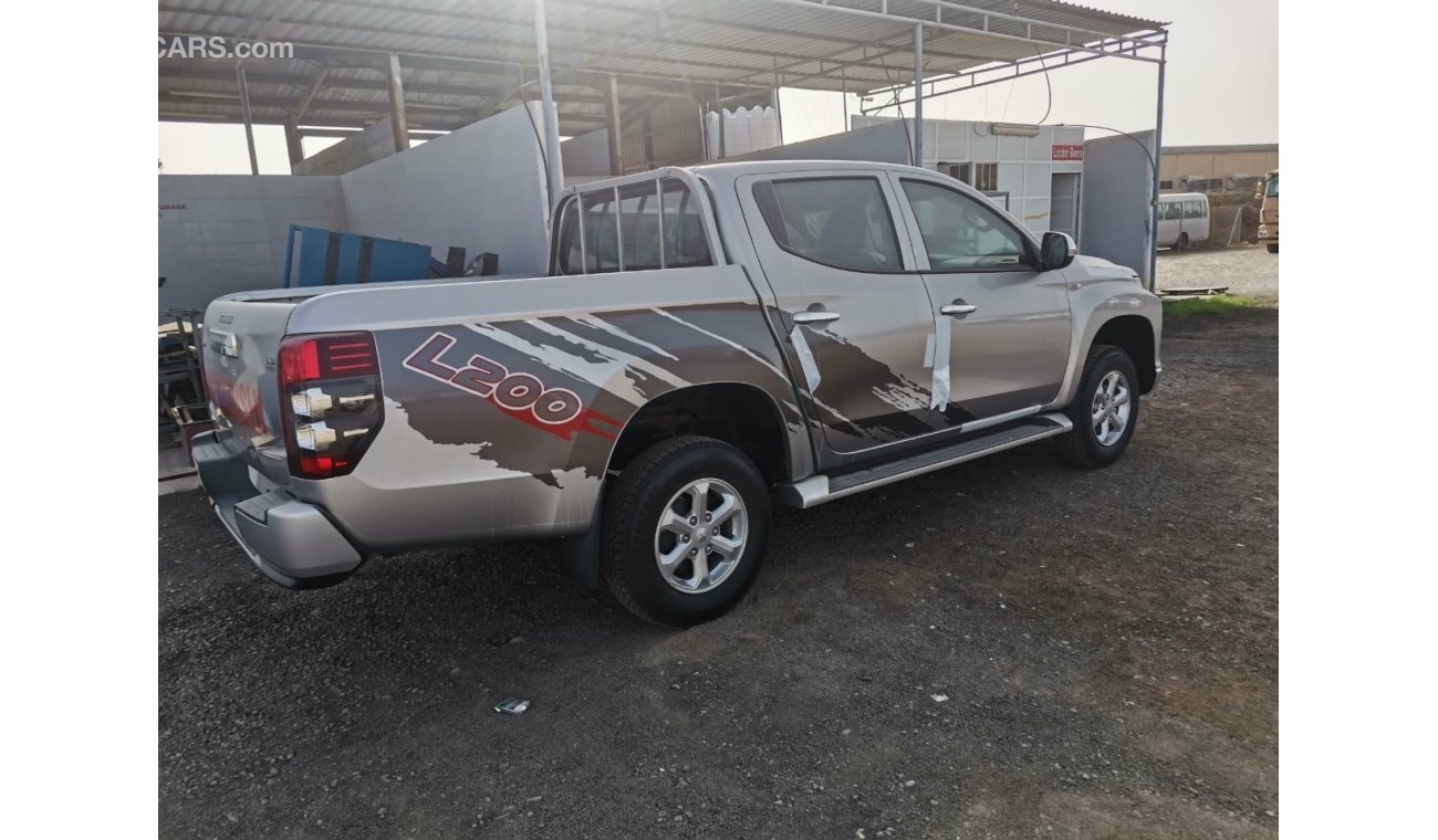 Mitsubishi L200 M/T 2021 Diesel GCC ALKADY CARS( Production Jan/2021 ) Full option chrome package / stop lamp