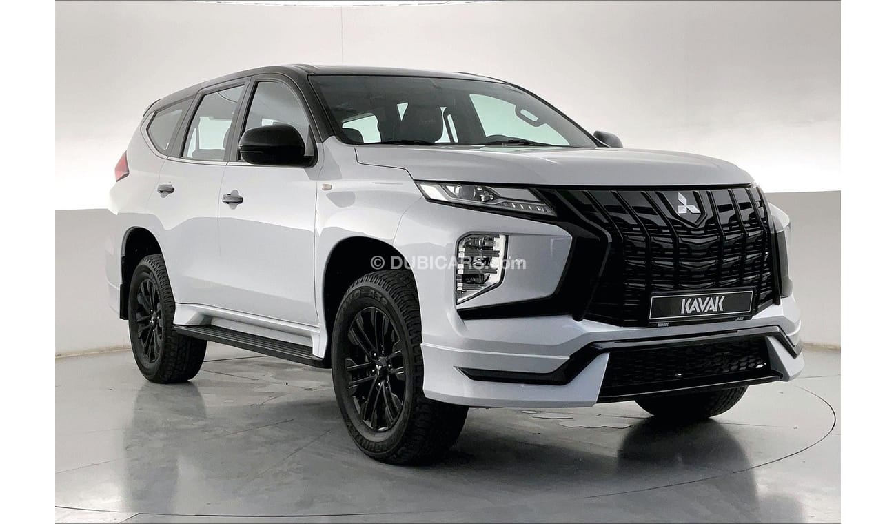 Mitsubishi Montero Signature