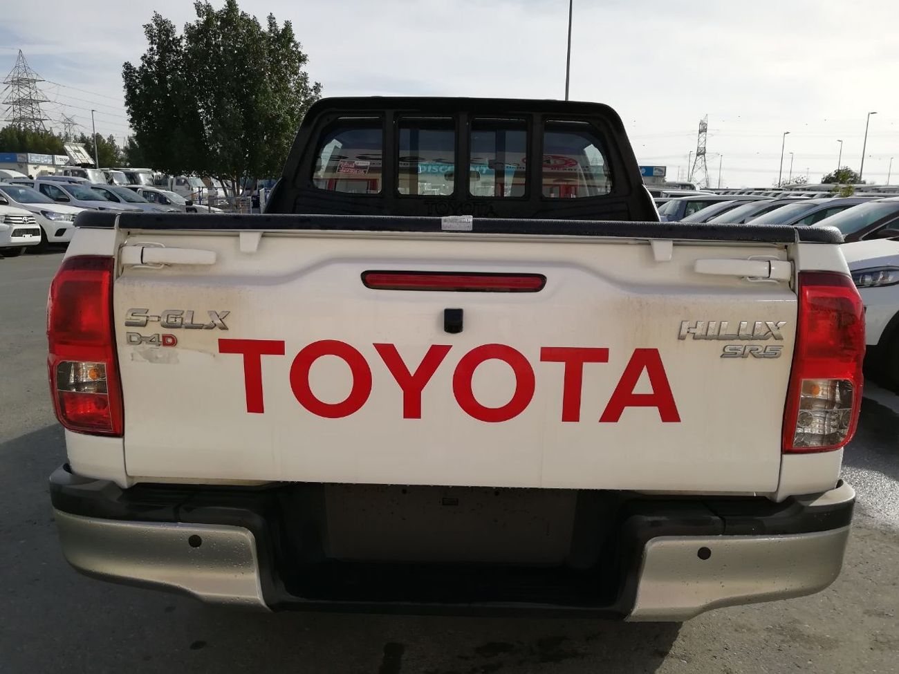 Toyota Hilux 2018 full option Disesl