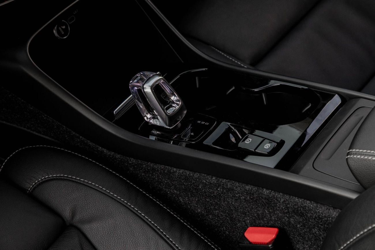 فولفو XC 40 B4 ULTIMATE DARK | 2,350 P.M  | 0% Downpayment | AGENCY WARRANTY!