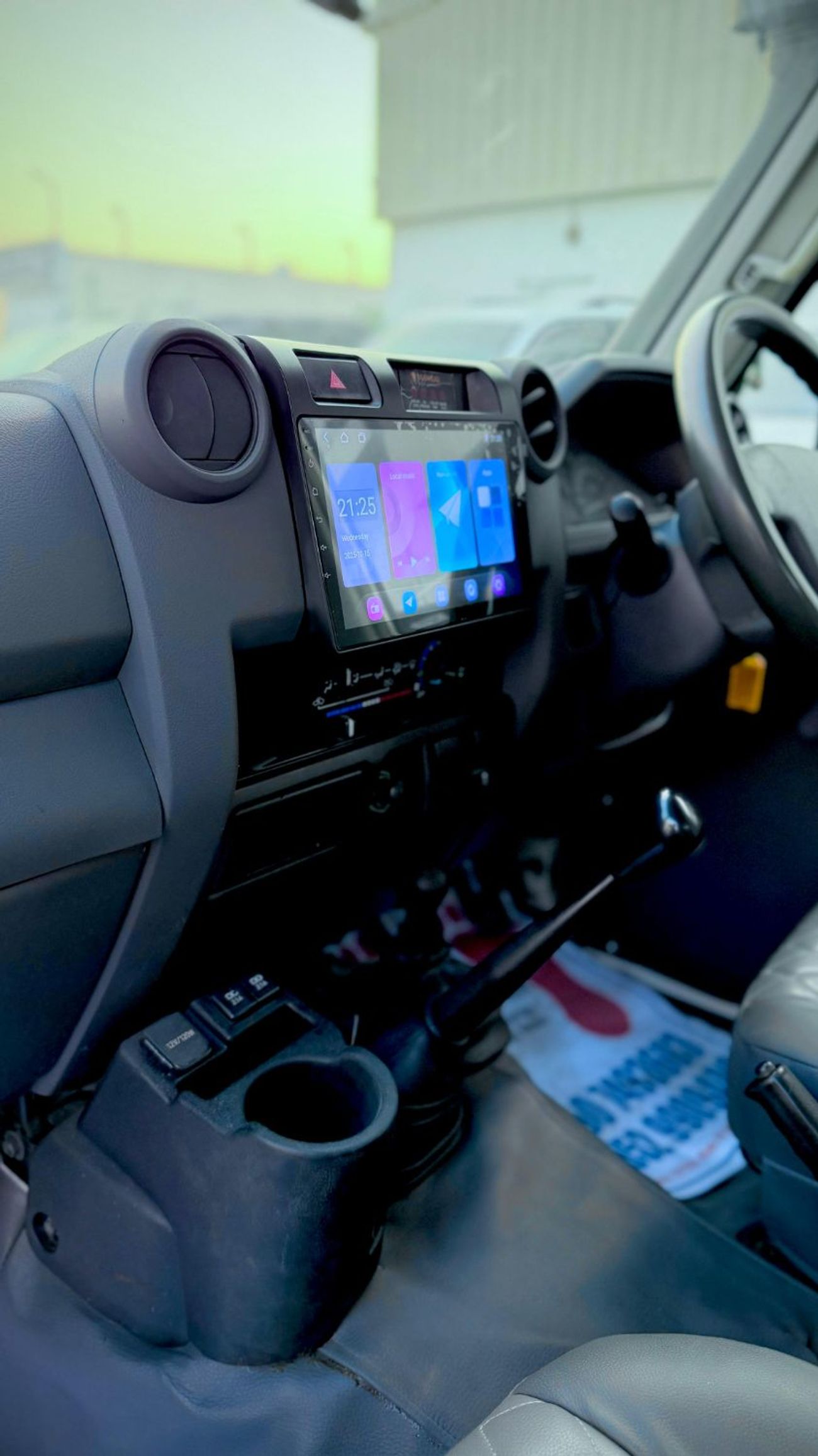 تويوتا لاند كروزر Toyota landcruise pickup single cab 2020Model 4.5 1VD Diesel engine RHD Colour White Interior grey 2