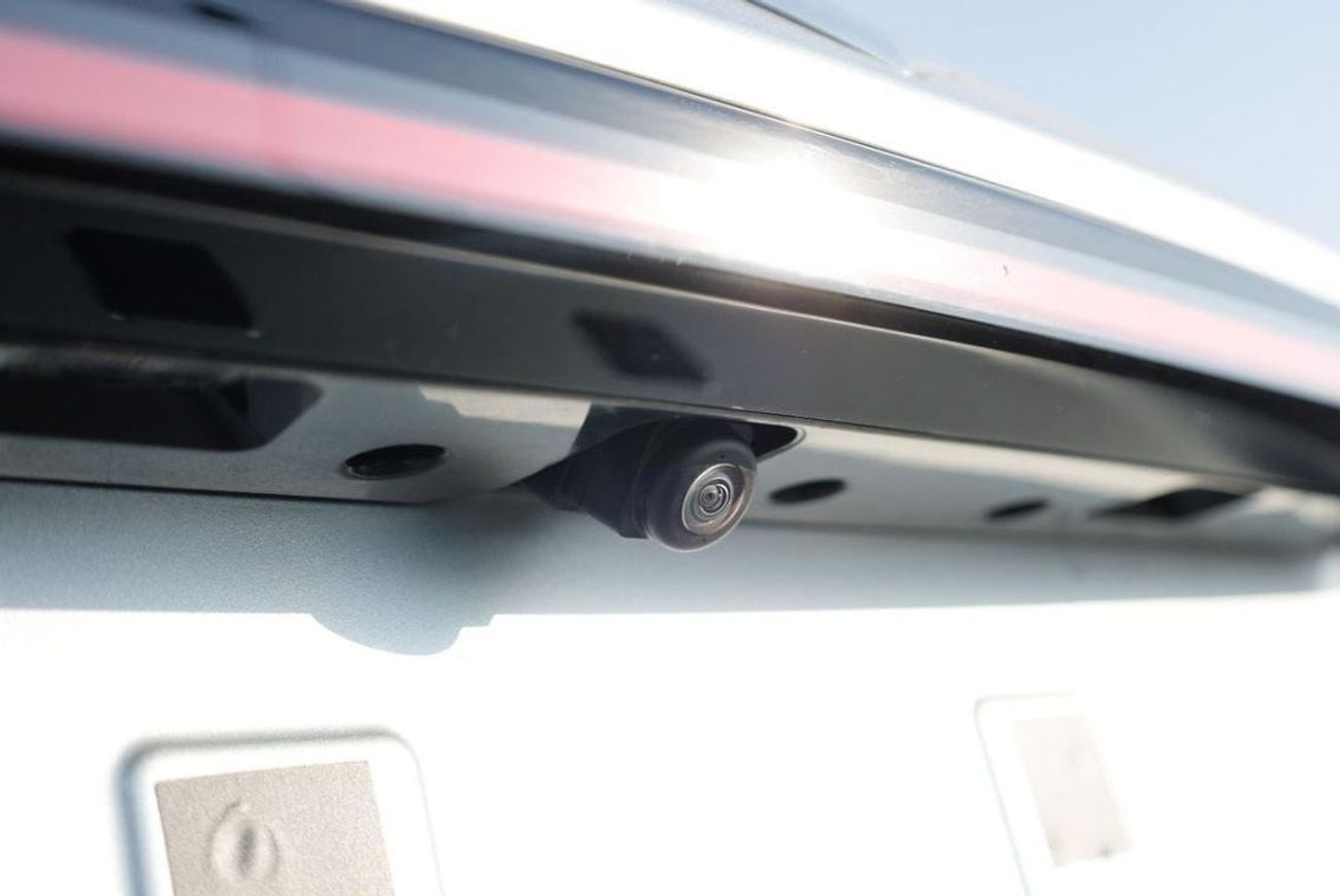 سوزوكي فرونكس SUZUKI FRONX 1.5L PETROL GLX AUTO