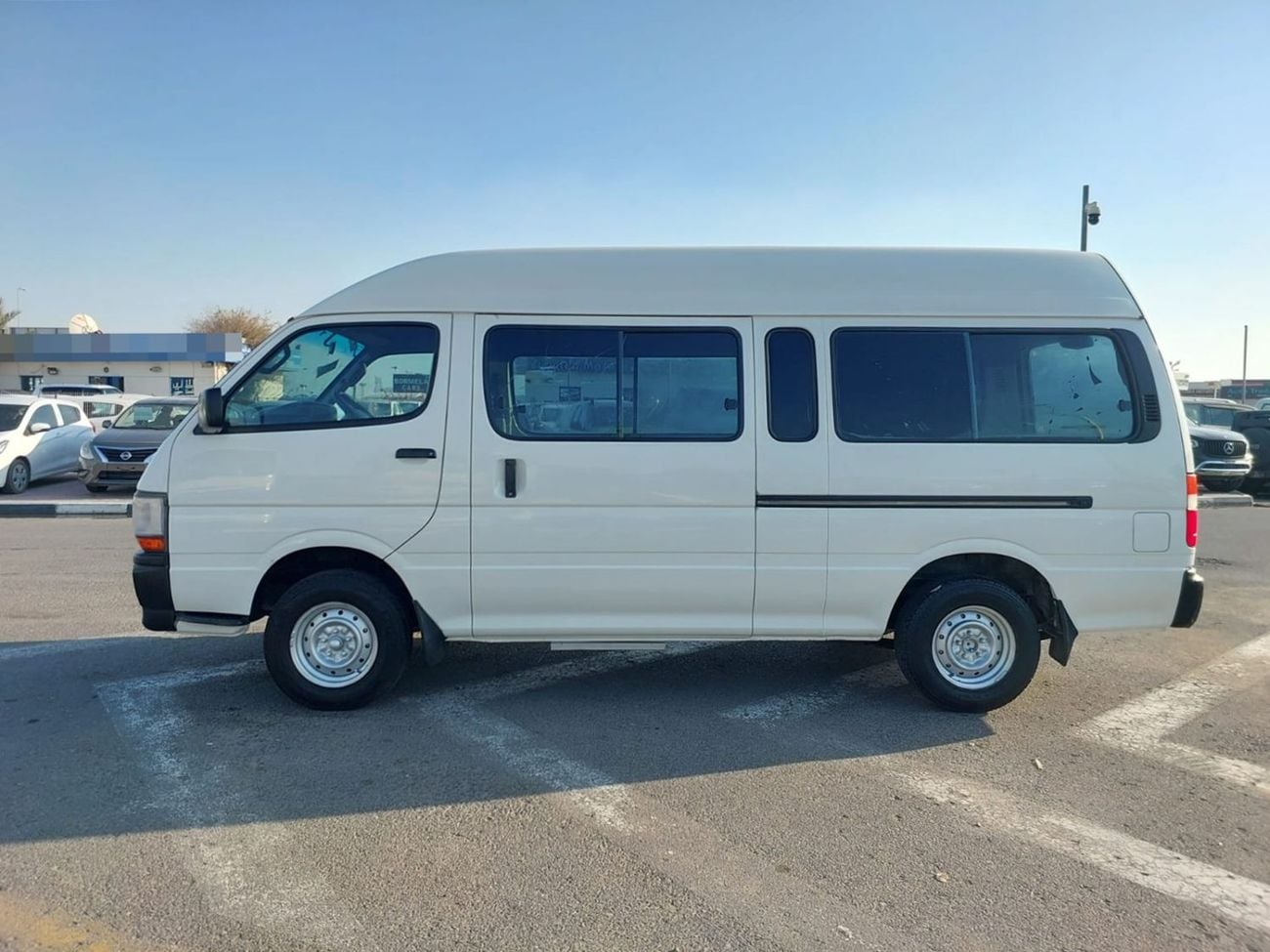 تويوتا هاياس TOYOTA HIACE VAN RHD 2004 MODEL 2.4 L PETROL MANUAL(PM13814)
