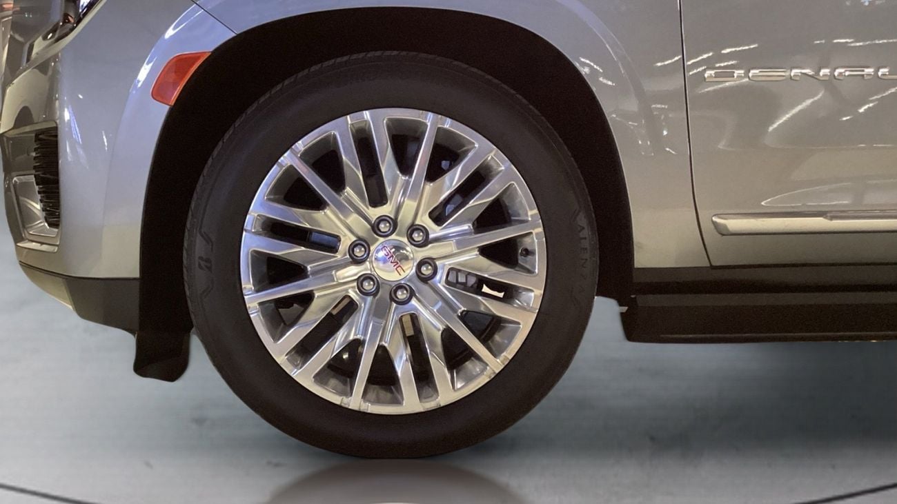 GMC Yukon 6.2 SRF DENALI 22 AIR RIDE | Guaranteed Warranty | 0 Down Payment