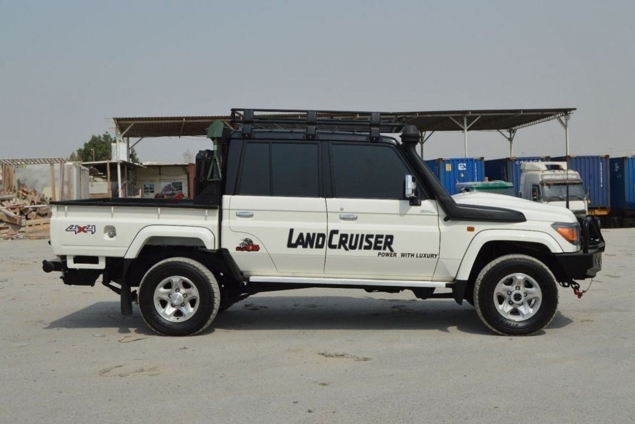 Toyota Land Cruiser Pick Up Double cabin
