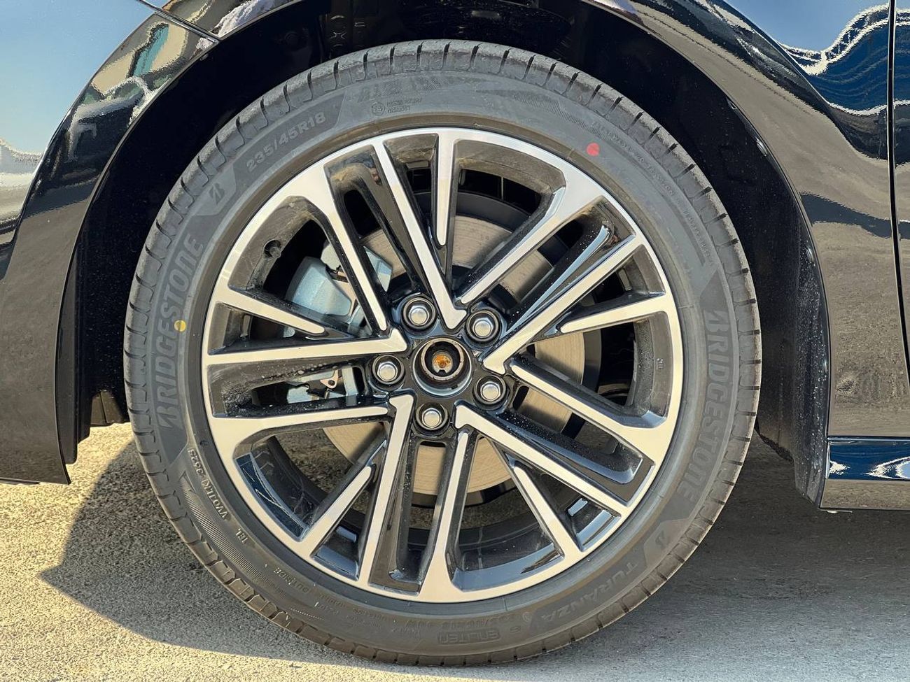 Toyota Camry GLE 2.5L PTR A/T // 2025 // FULL WITH RADAR , COOLING SEATS , PANORAMIC ROOF // SPECIAL OFFER // BY