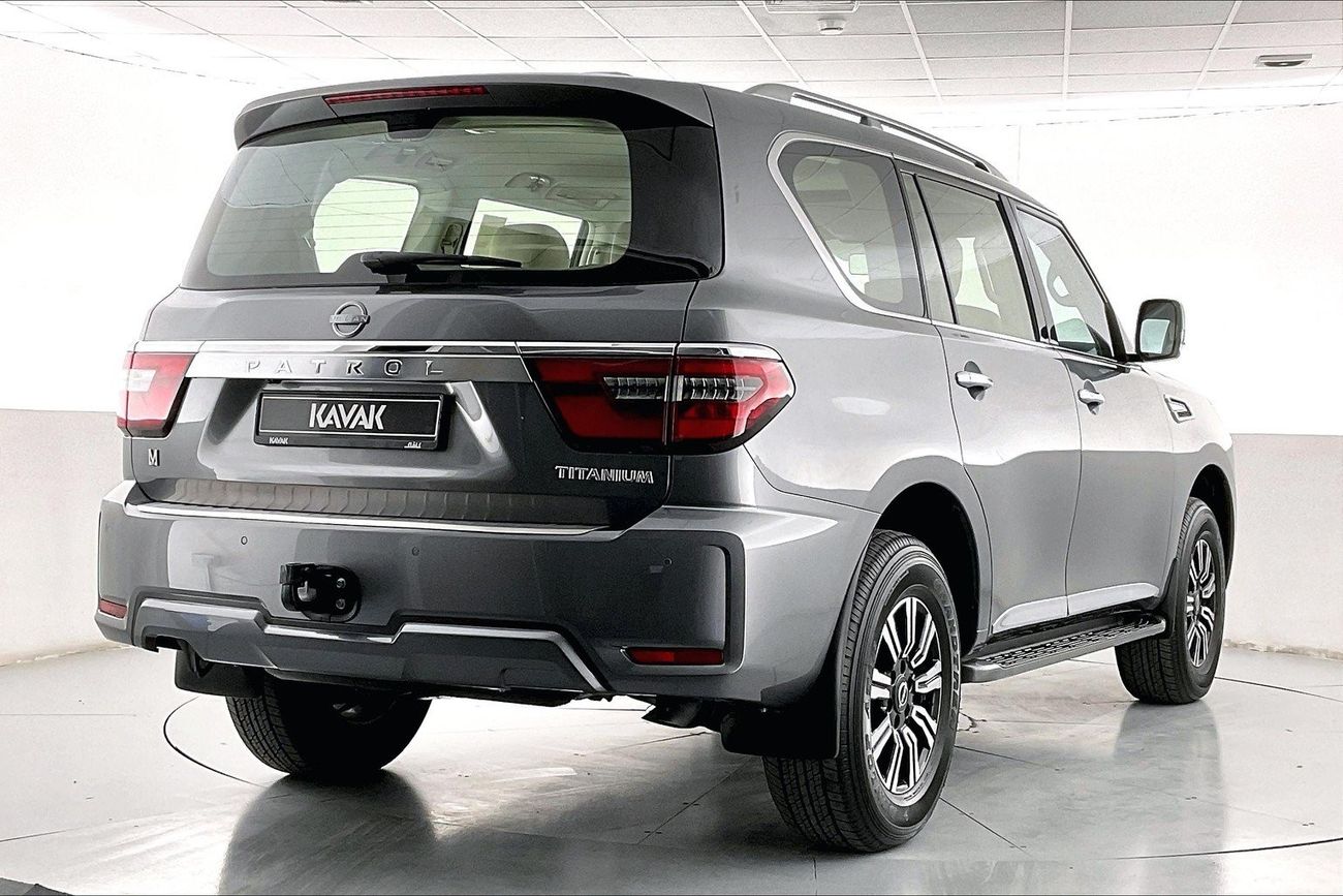 Nissan Patrol SE Titanium | 1 year free warranty | 1.99% financing rate | Flood Free