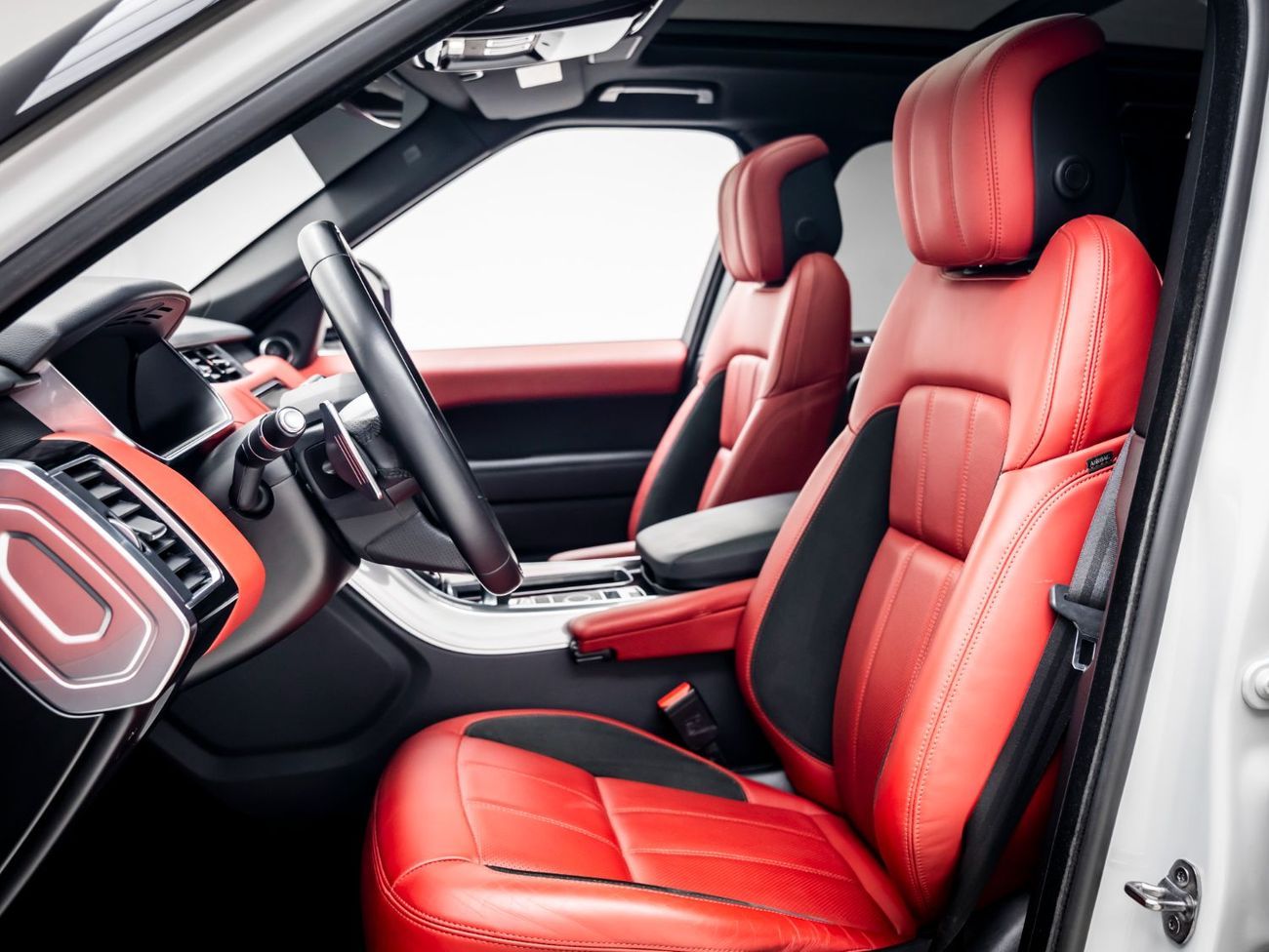 Land Rover Range Rover Sport HSE 3.0L (340 HP) 2022 Range Rover Sport, 2027 Land Rover Warranty + Service Contract, Low KMs, GCC