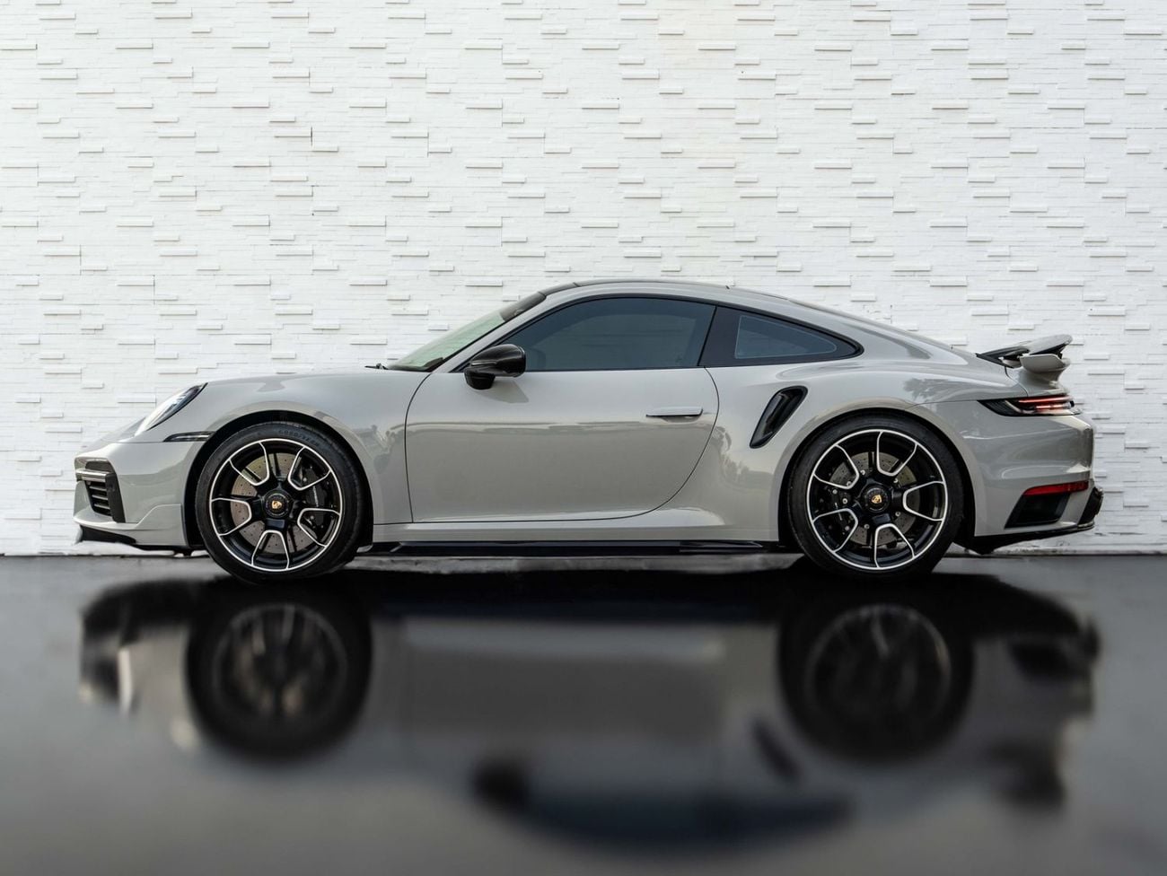 Porsche 911 Porsche 911 Turbo S 2023