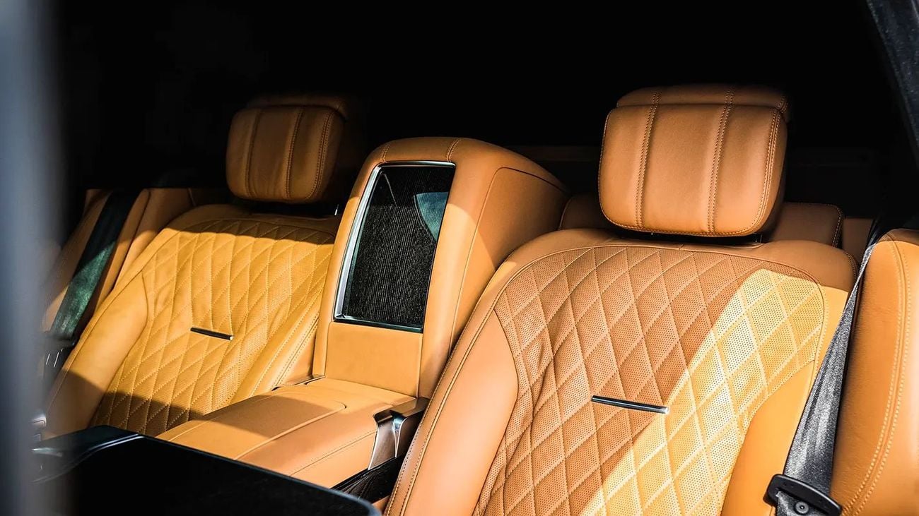 لاند روفر رينج روفر SV Autobiography