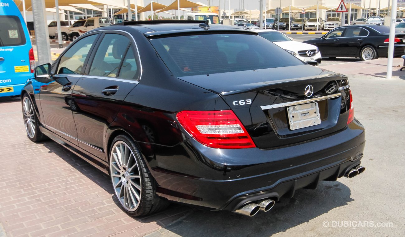 Mercedes-Benz C 300 C63kit