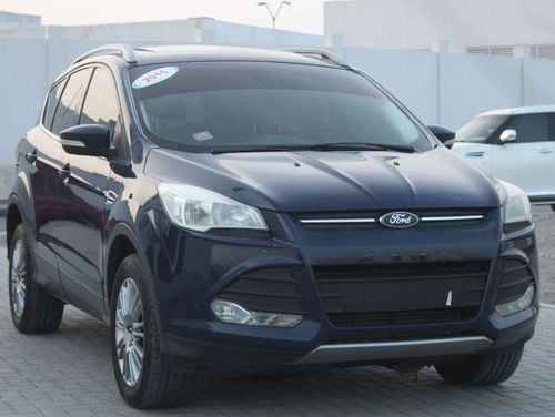 فورد إيسكاب فورد اسكيب 2015 ازرق خليجي بحالة ممتازة بدون حوادث