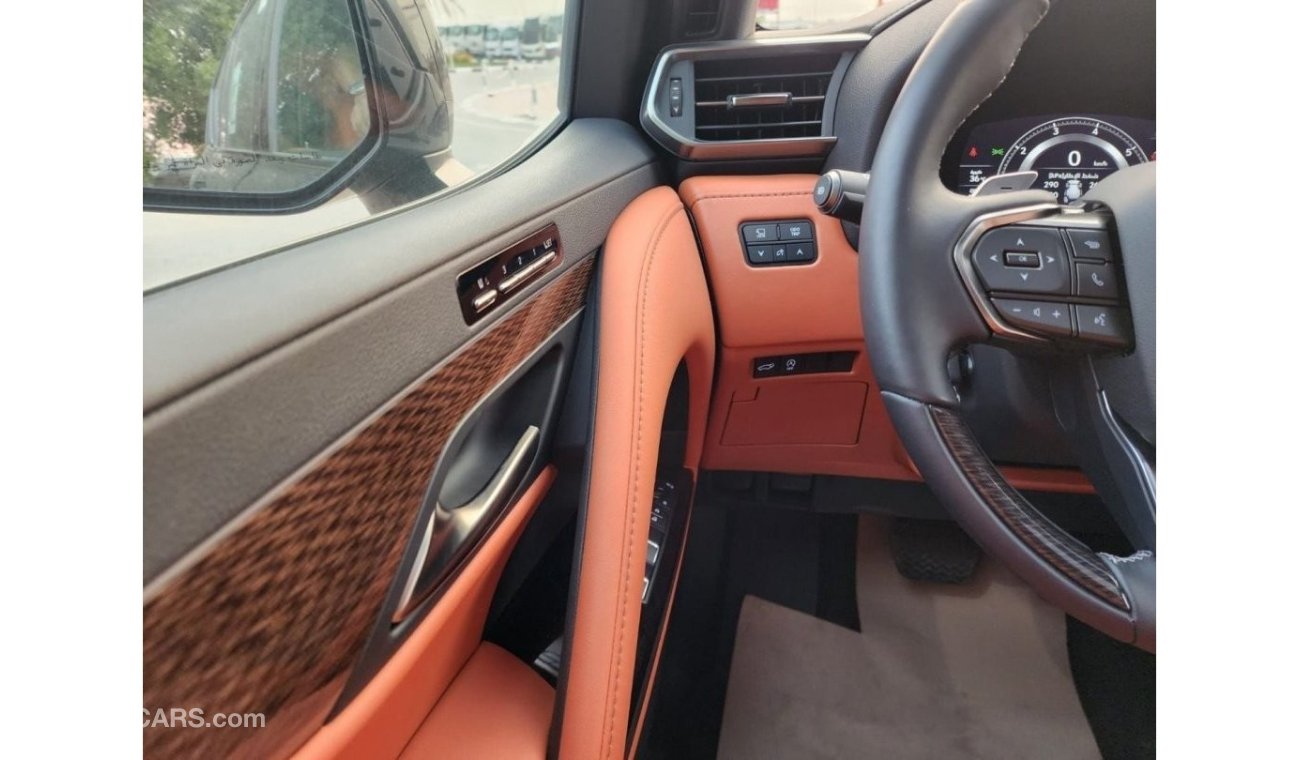 Lexus LX 600 Lexus LX600 VIP black edition 2023 Model / 2023 Production