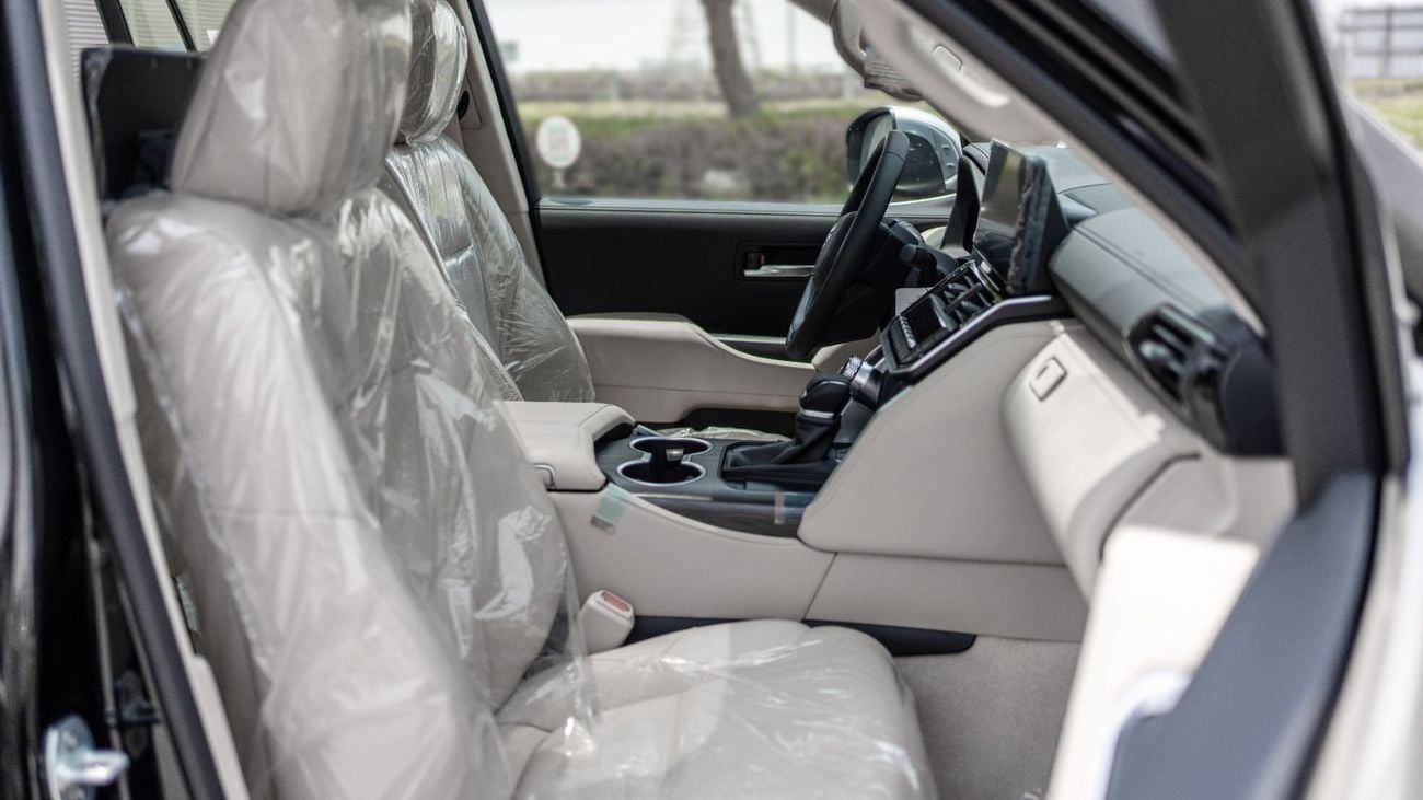 تويوتا لاند كروزر 2025 Toyota Land Cruiser VXR 3.5L AT Hybrid (Black)